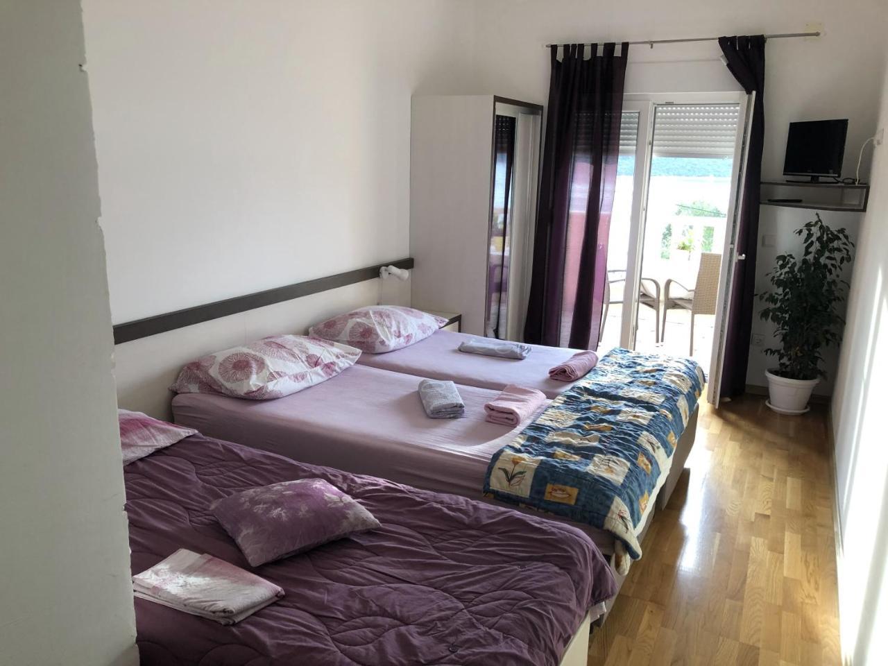 Apartmani Ancora 네움 외부 사진