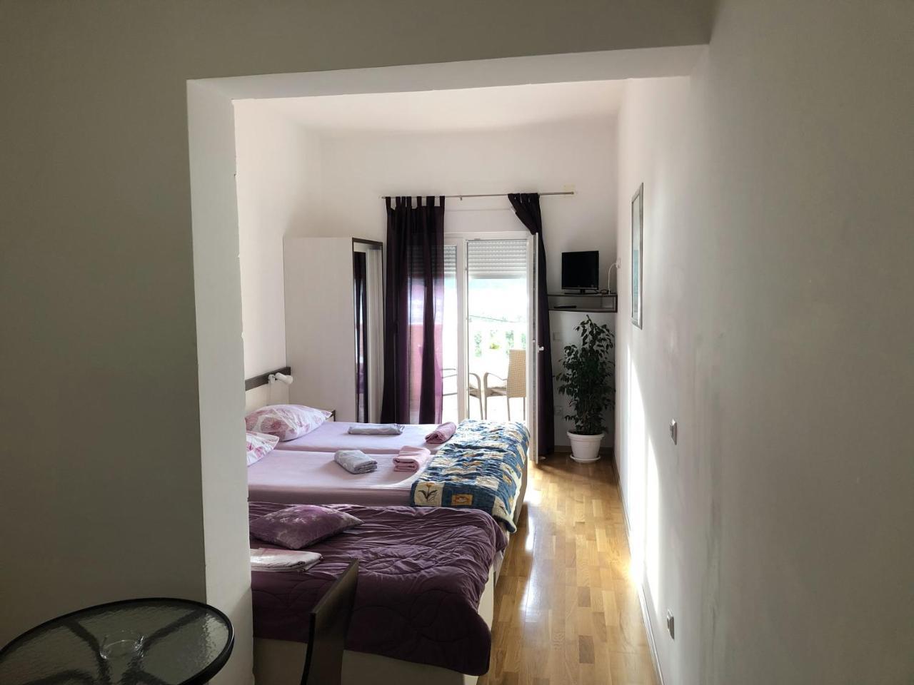 Apartmani Ancora 네움 외부 사진